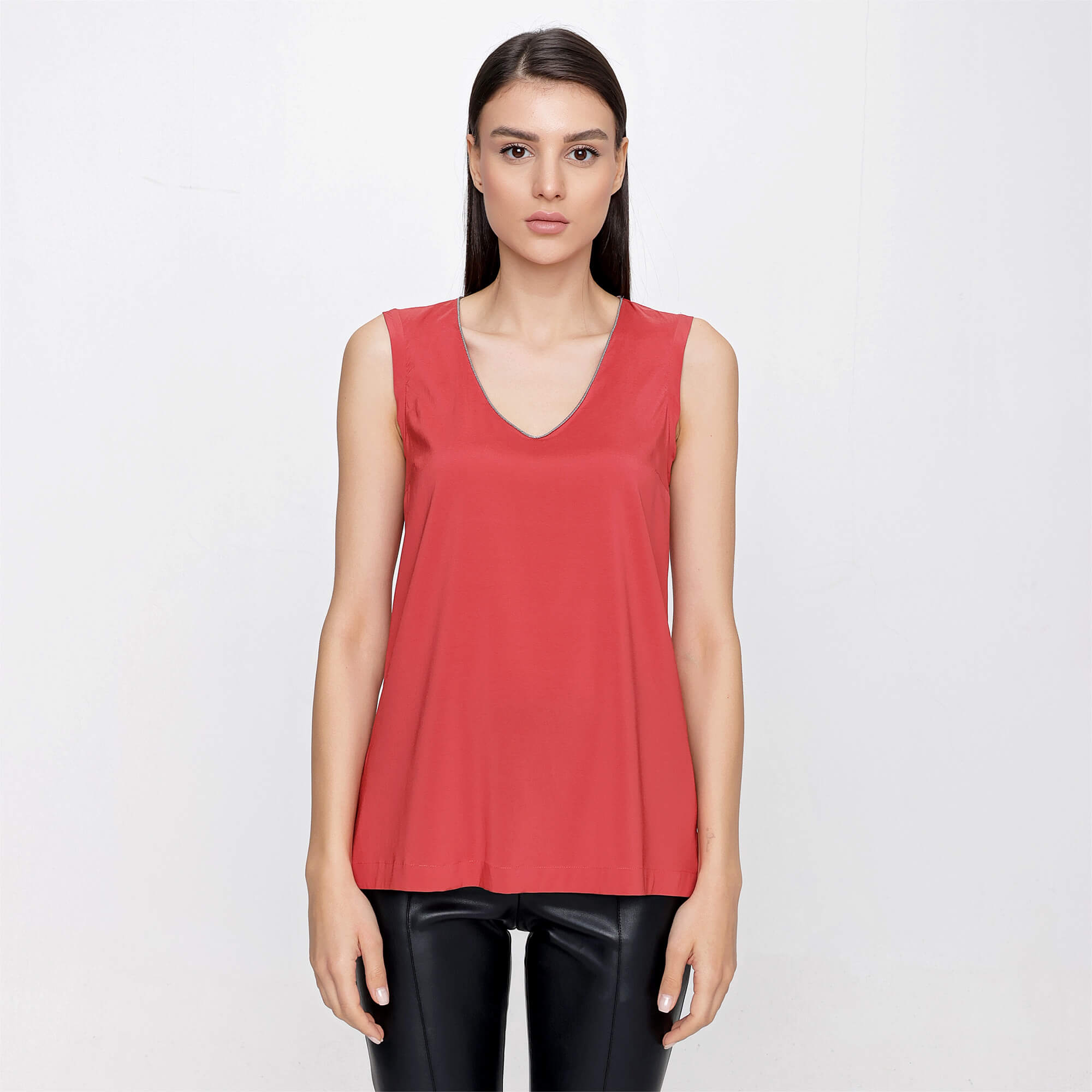 Brunello Cucinelli - Red Stone Collar Sleeveless Blouse